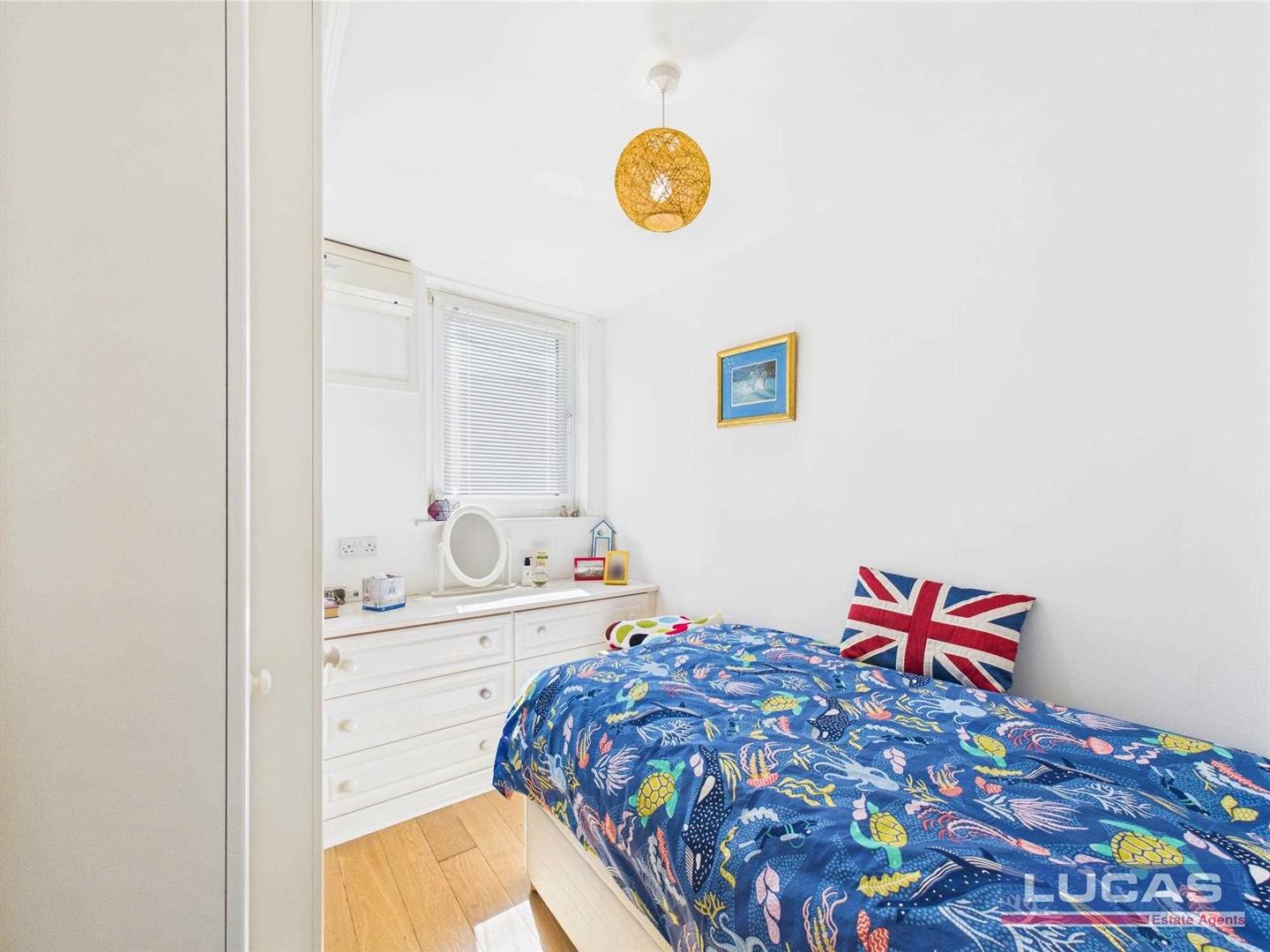 Capel Lodge, Ravenspoint Road, Trearddur Bay